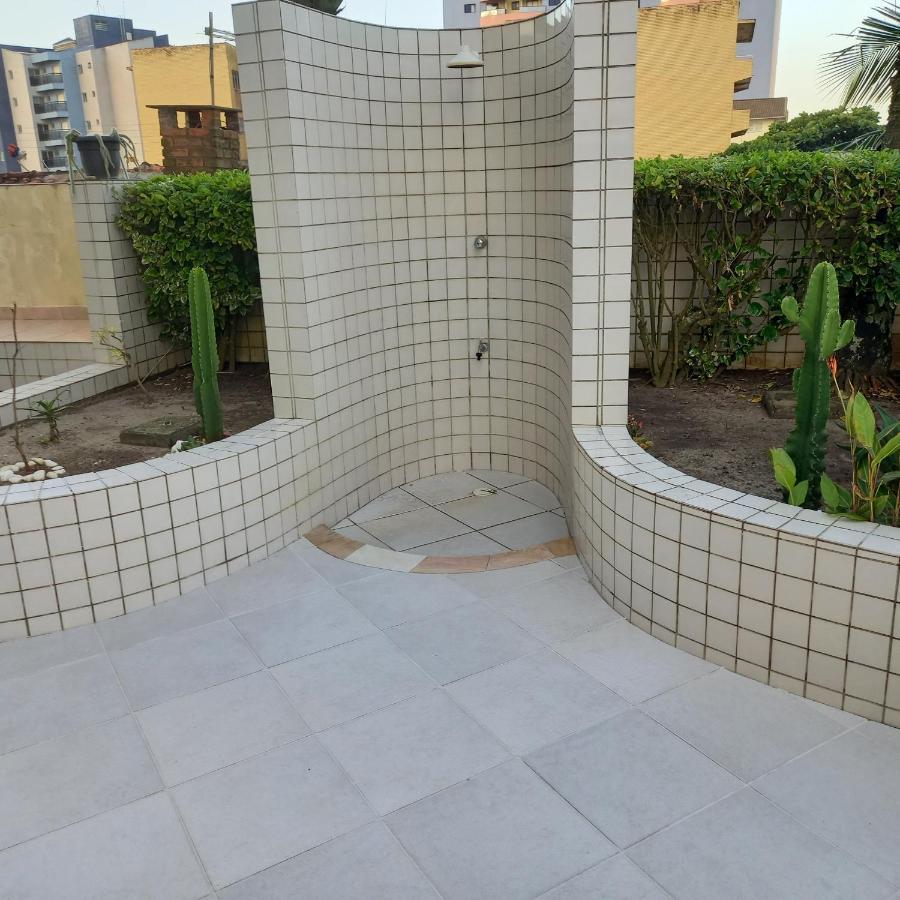 Ótimo apartamento condomínio frente a praia Mongaguá Exterior foto