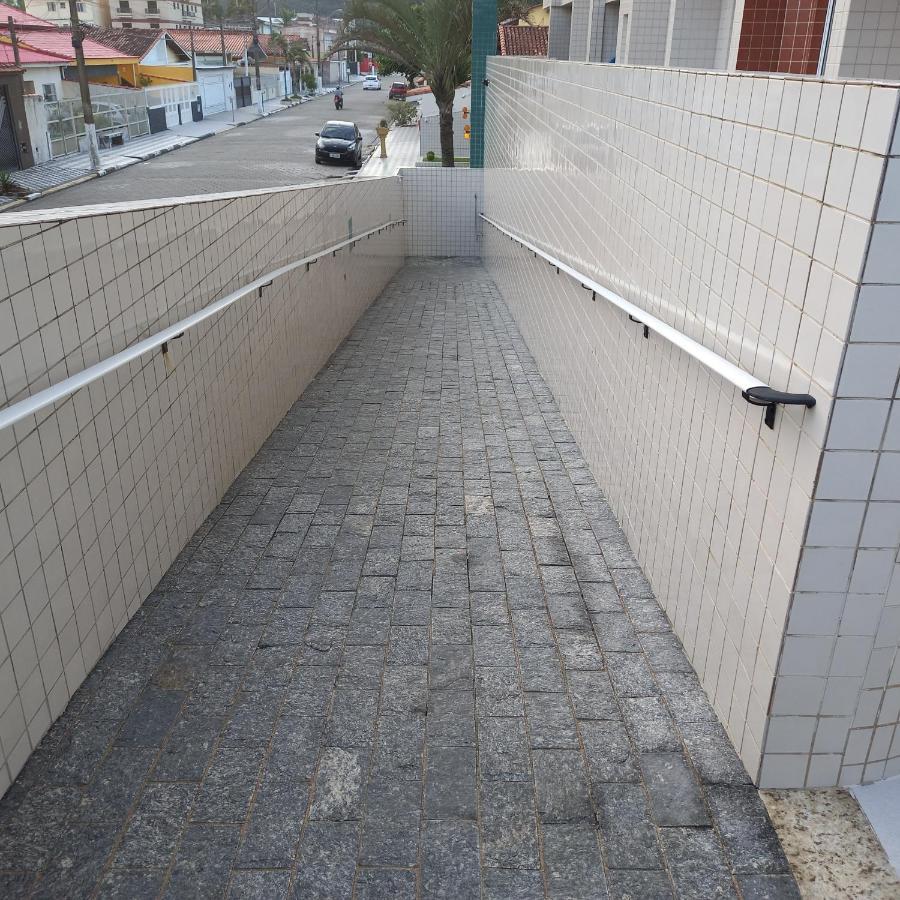Ótimo apartamento condomínio frente a praia Mongaguá Exterior foto